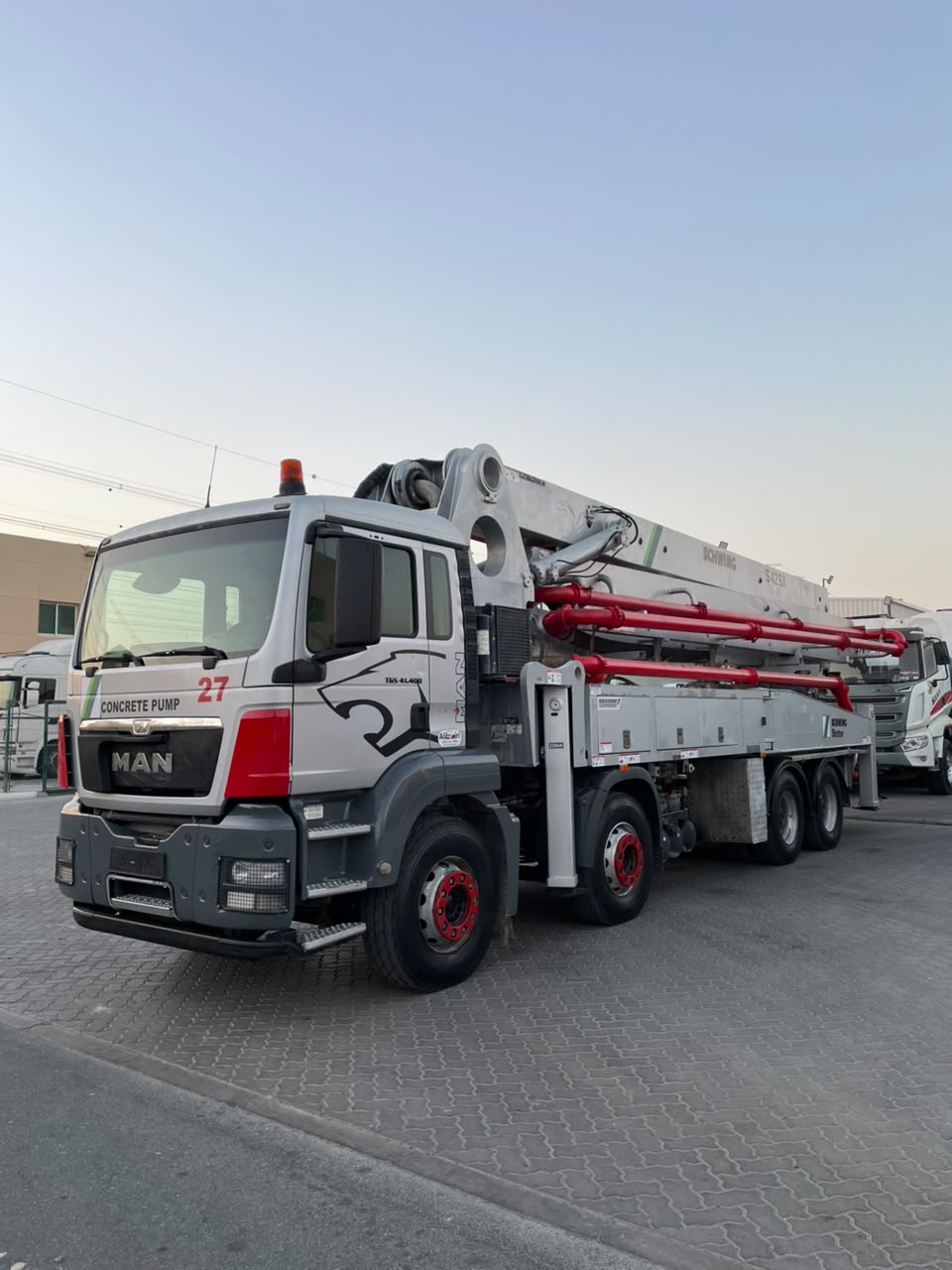 MAN TGS 41.400 with Schwing S42SX concrete boom pump